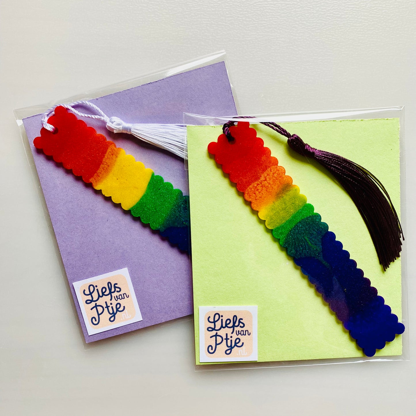 Boekenlegger regenboog
