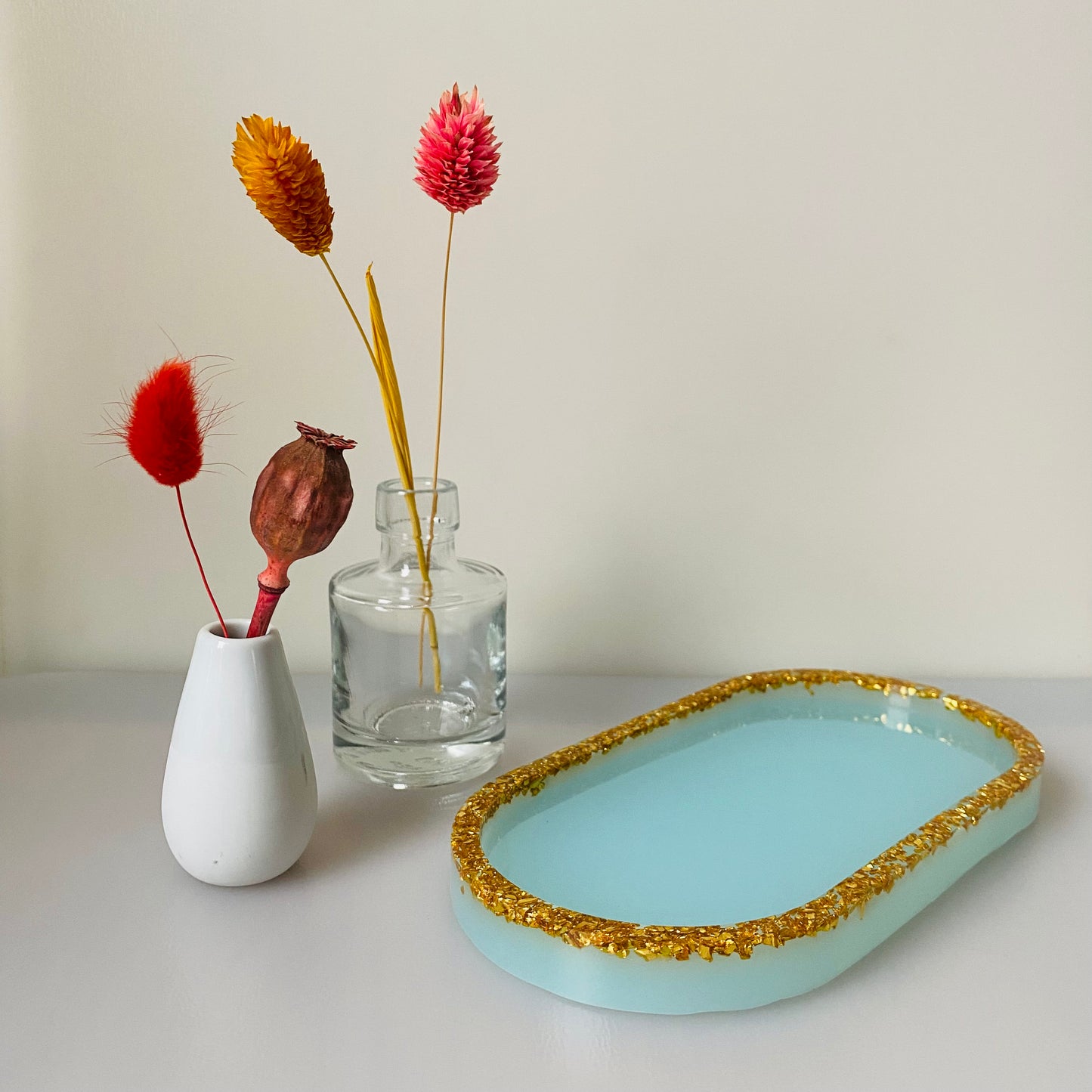 Ovaal - aqua met gouden rand